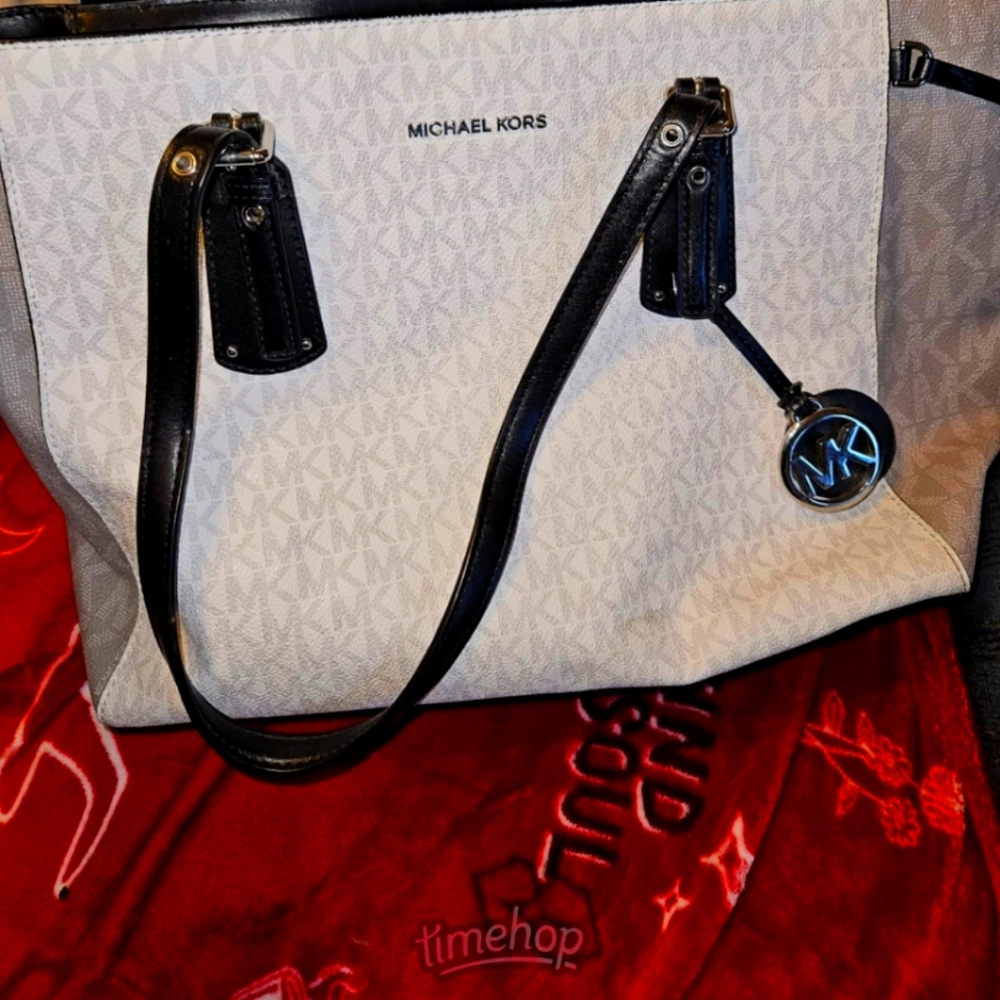 Tote purse